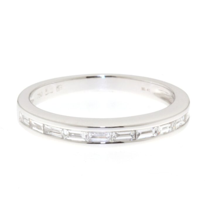 18krt Witgoud Baquette Diamant Rij ring